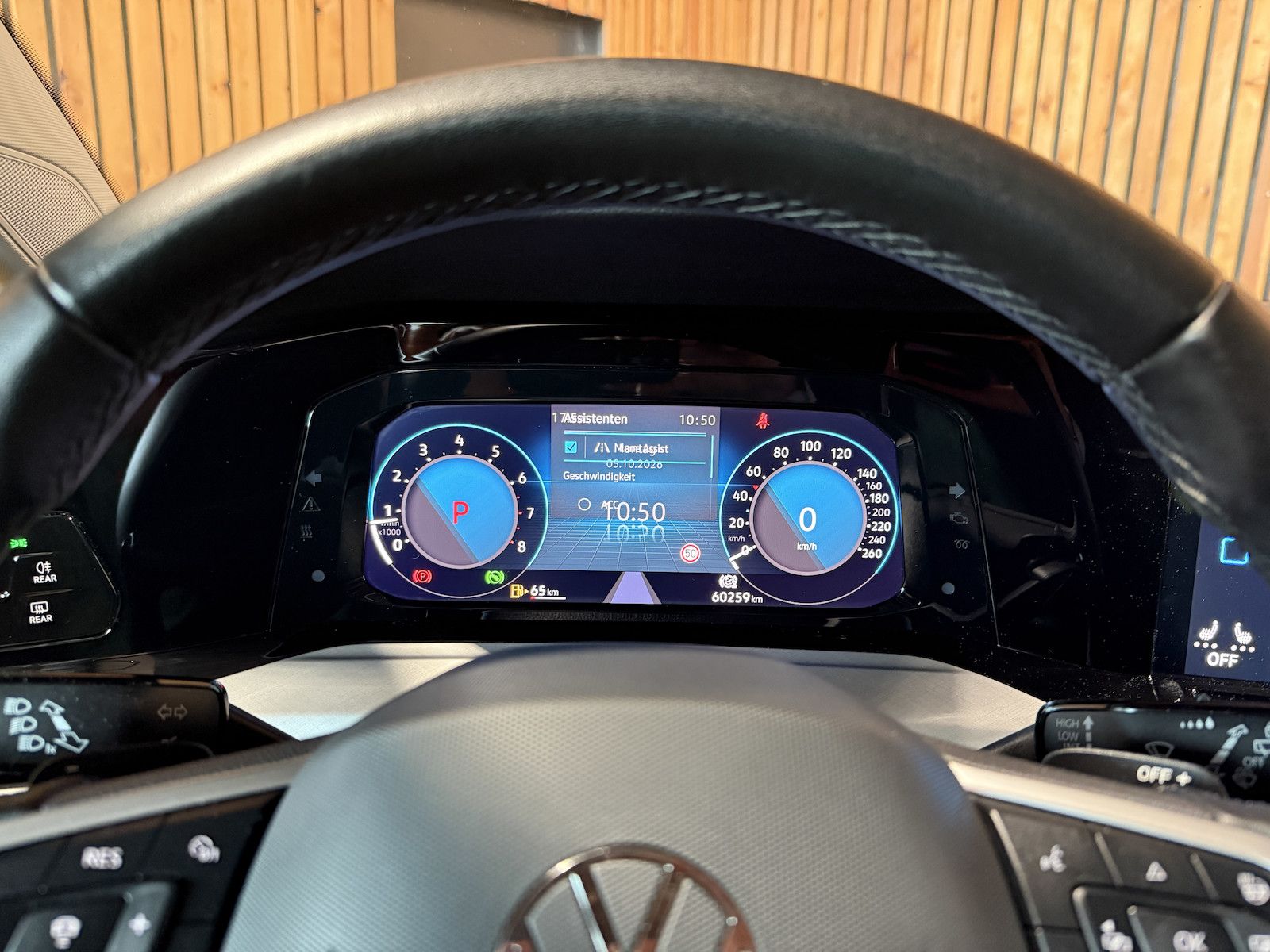 Fahrzeugabbildung Volkswagen Golf Variant 1,5 eTSI DSG Life *Navi*Virual*LED*