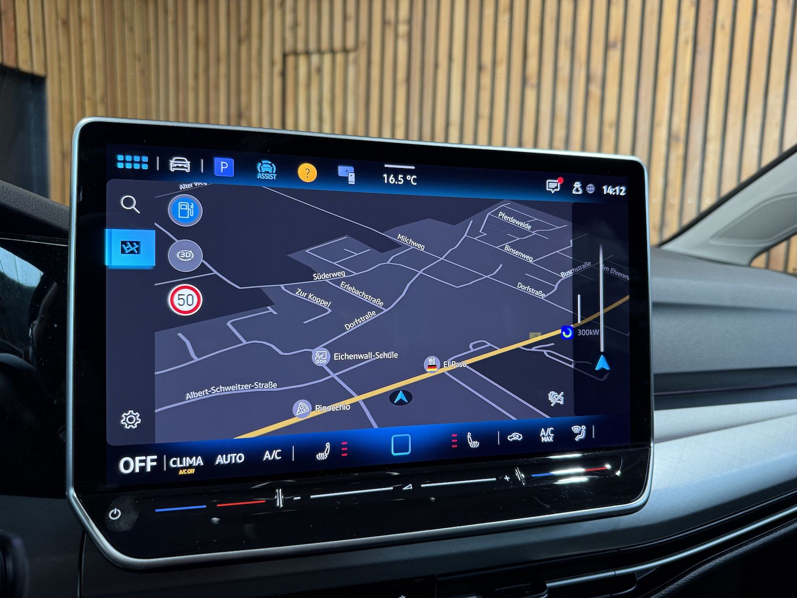 Fahrzeugabbildung Volkswagen Golf Variant 1,5 eTSI Facelift *Navi*AHK*LED*Kam