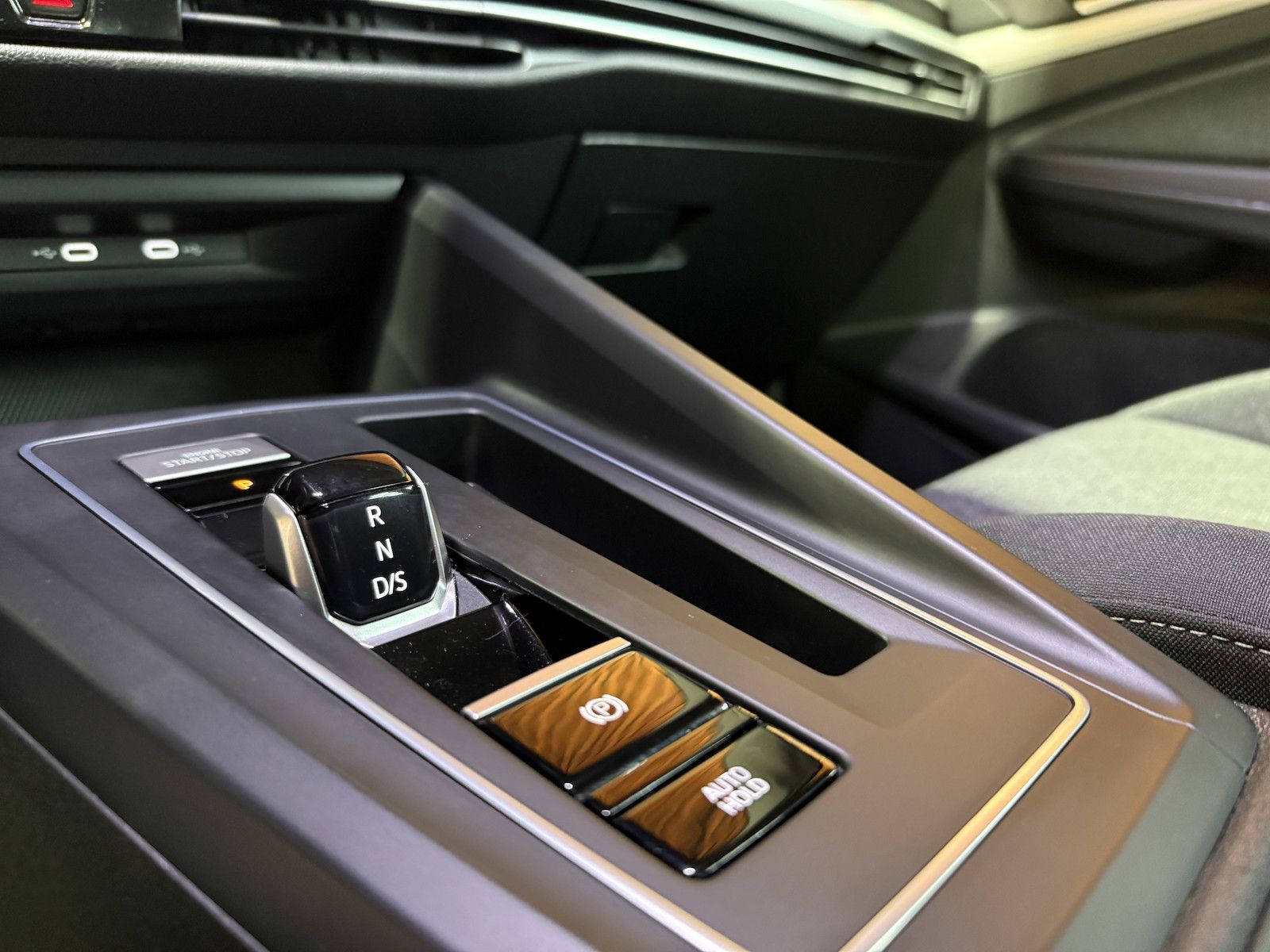 Fahrzeugabbildung Volkswagen Golf Variant 2,0 TDI Life DSG *Navi*LED*Kam*App*