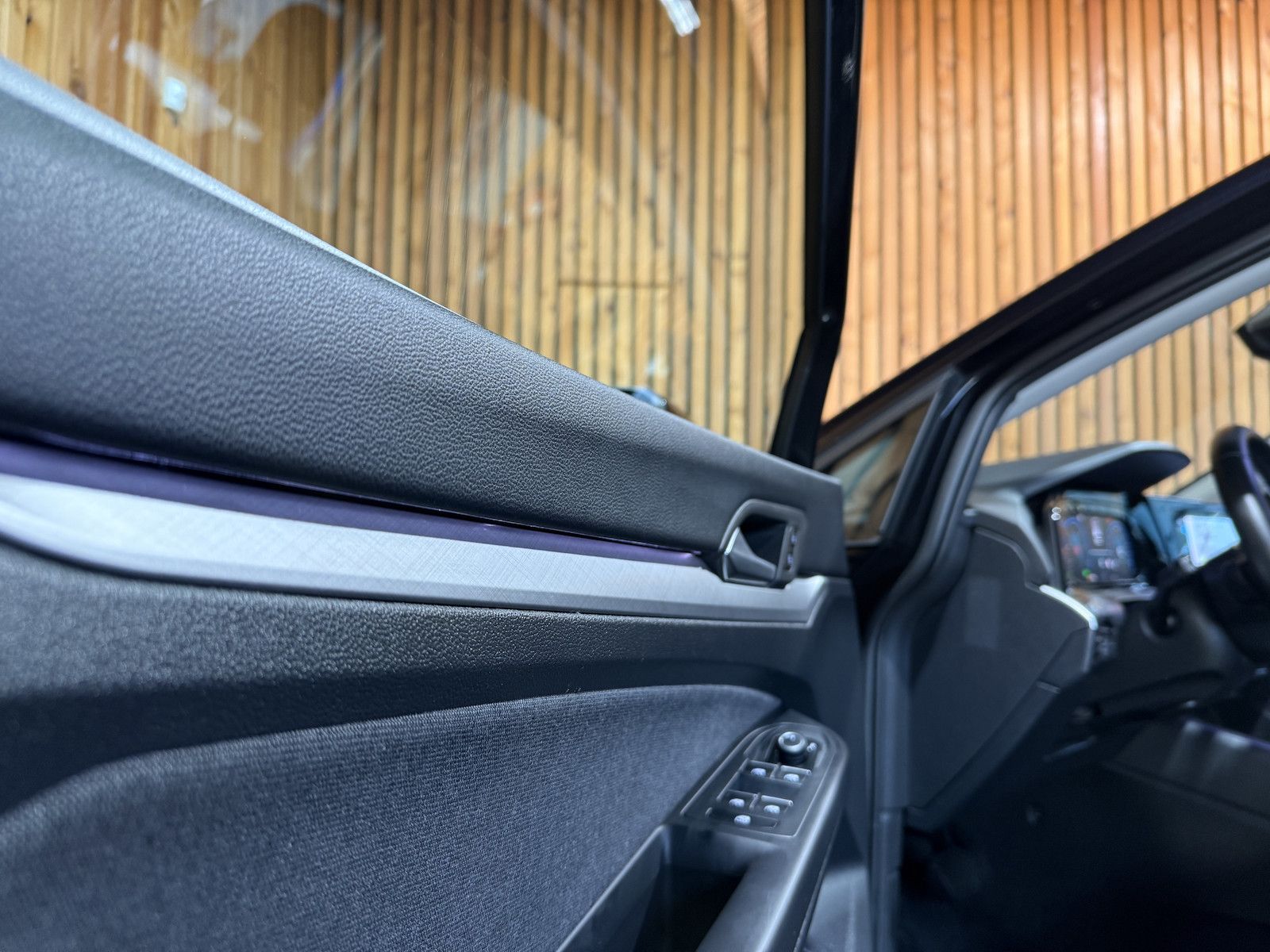 Fahrzeugabbildung Volkswagen Golf Variant 2,0 TDI Life DSG *Navi*LED*Kam*App*