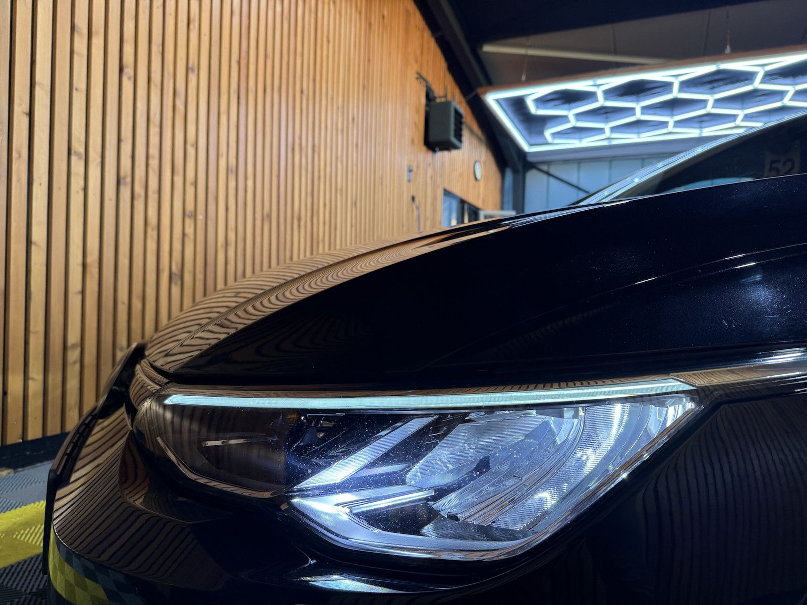 Fahrzeugabbildung Volkswagen Golf Variant 2,0 TDI Life DSG *Navi*LED*Kam*App*