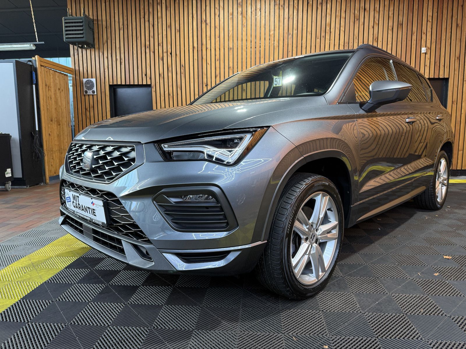 SEAT Ateca 2,0 TDI FR DSG Navi*LED*Kam*Virt*AHK*Beats