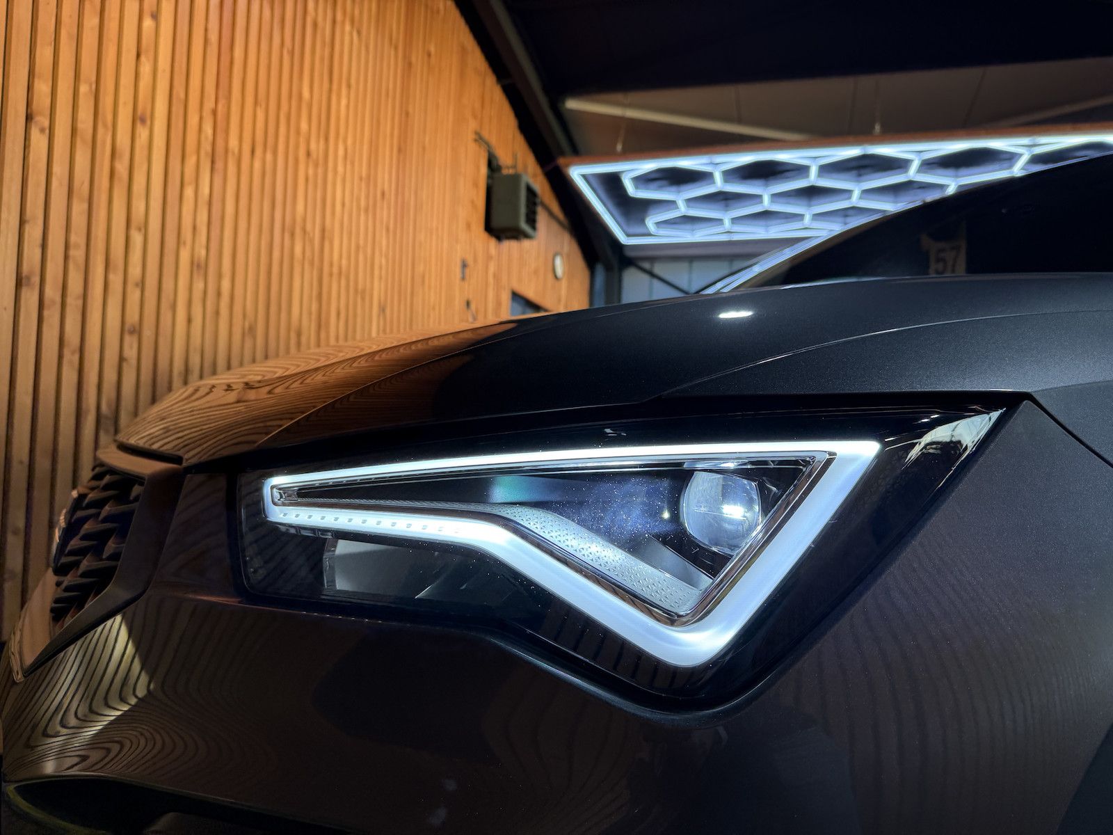 Fahrzeugabbildung SEAT Ateca 2,0 TDI FR DSG Navi*LED*Kam*Virt*AHK*Beats